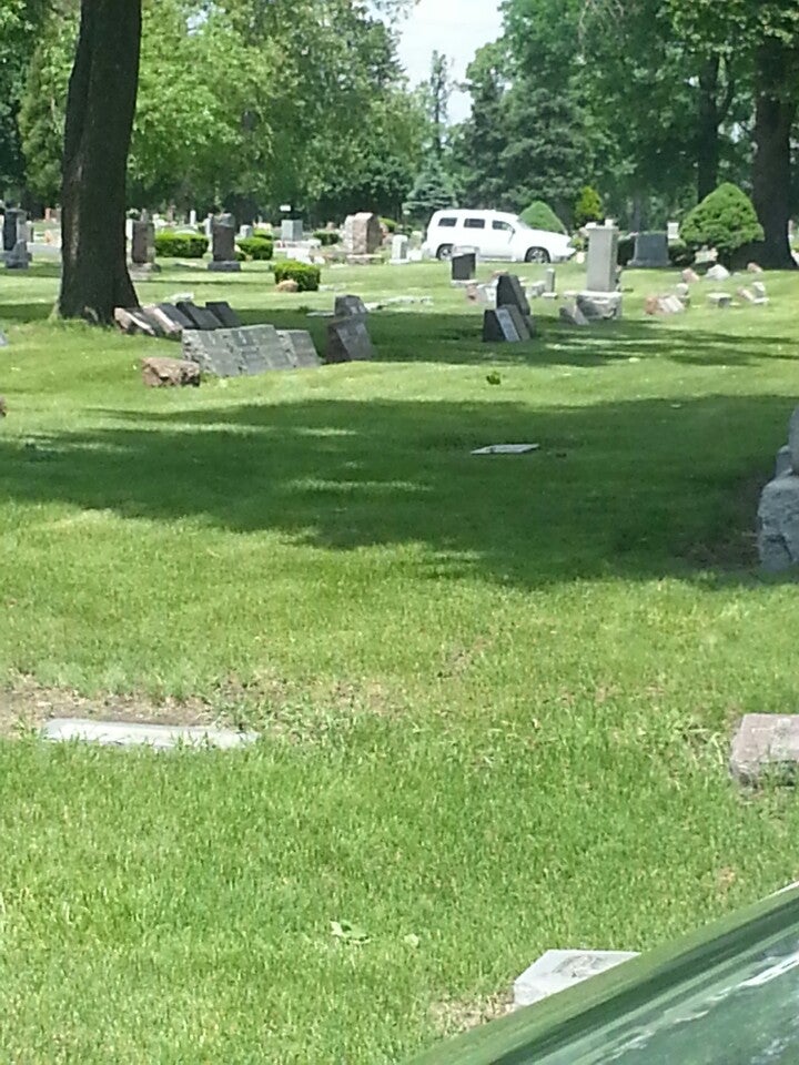 Oakridge Cemetery, 4301 Roosevelt Rd, Hillside, IL, Crematories MapQuest