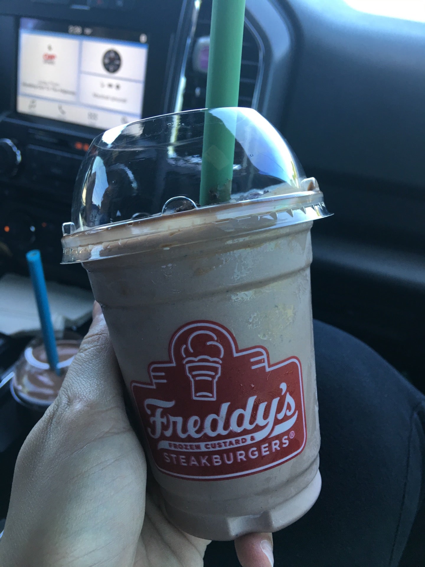 Freddy's Frozen Custard & Steakburgers Vegan Food & Drinks [2023