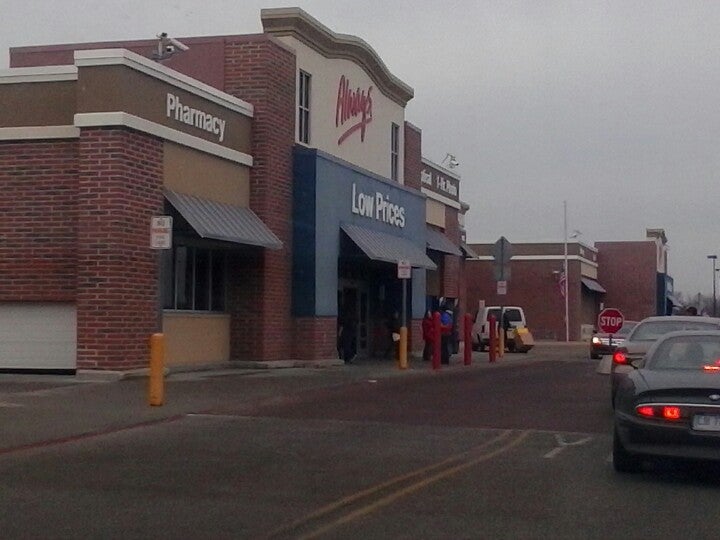Walmart Pharmacy, 5825 Brockway Rd, Saginaw, MI, Department Stores