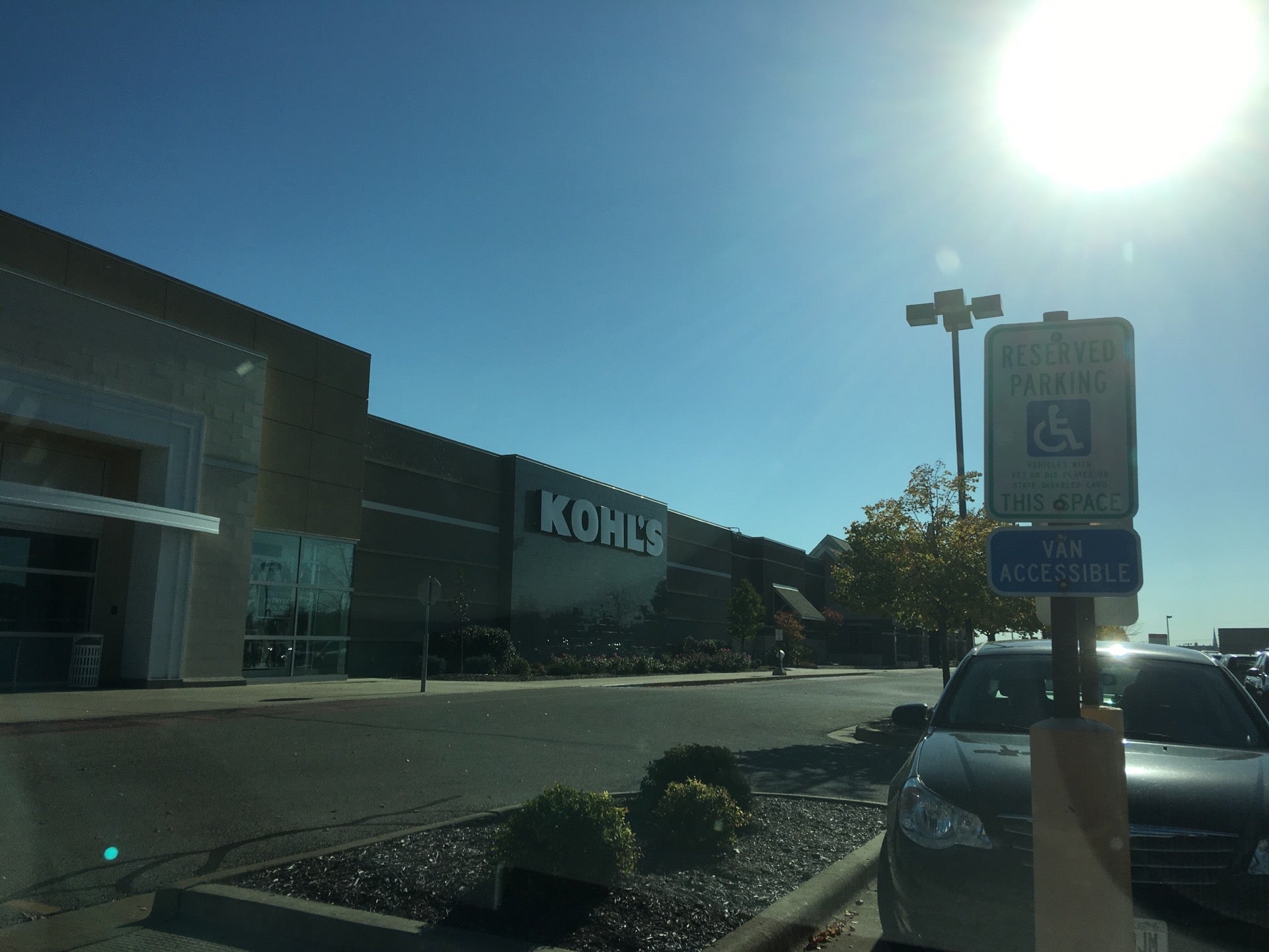 Kohl's, 3105 Golf Rd, Delafield, WI, Clothing Retail - MapQuest