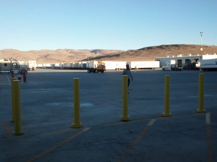 Walmart Distribution Center 2155 Usa Pkwy Sparks Nv Clothing Wholesale Mapquest