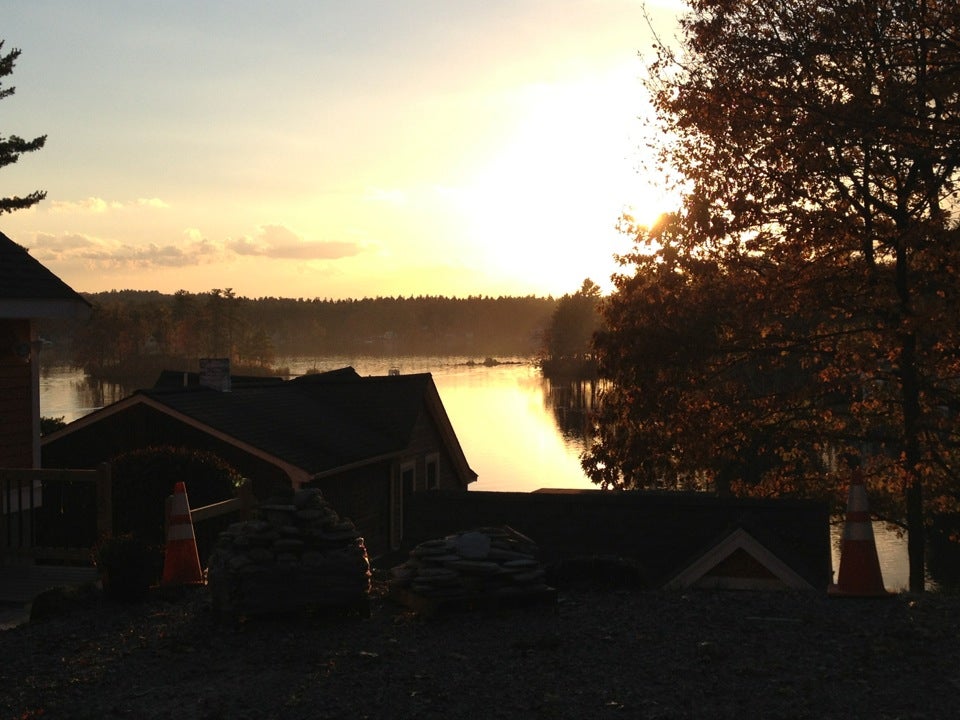 Little Island Pond, Pelham, NH MapQuest