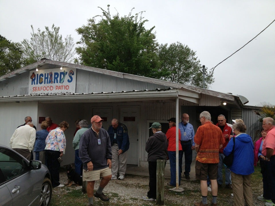 Richard's Seafood Patio, 1516 S Henry St, Abbeville, LA, Burger