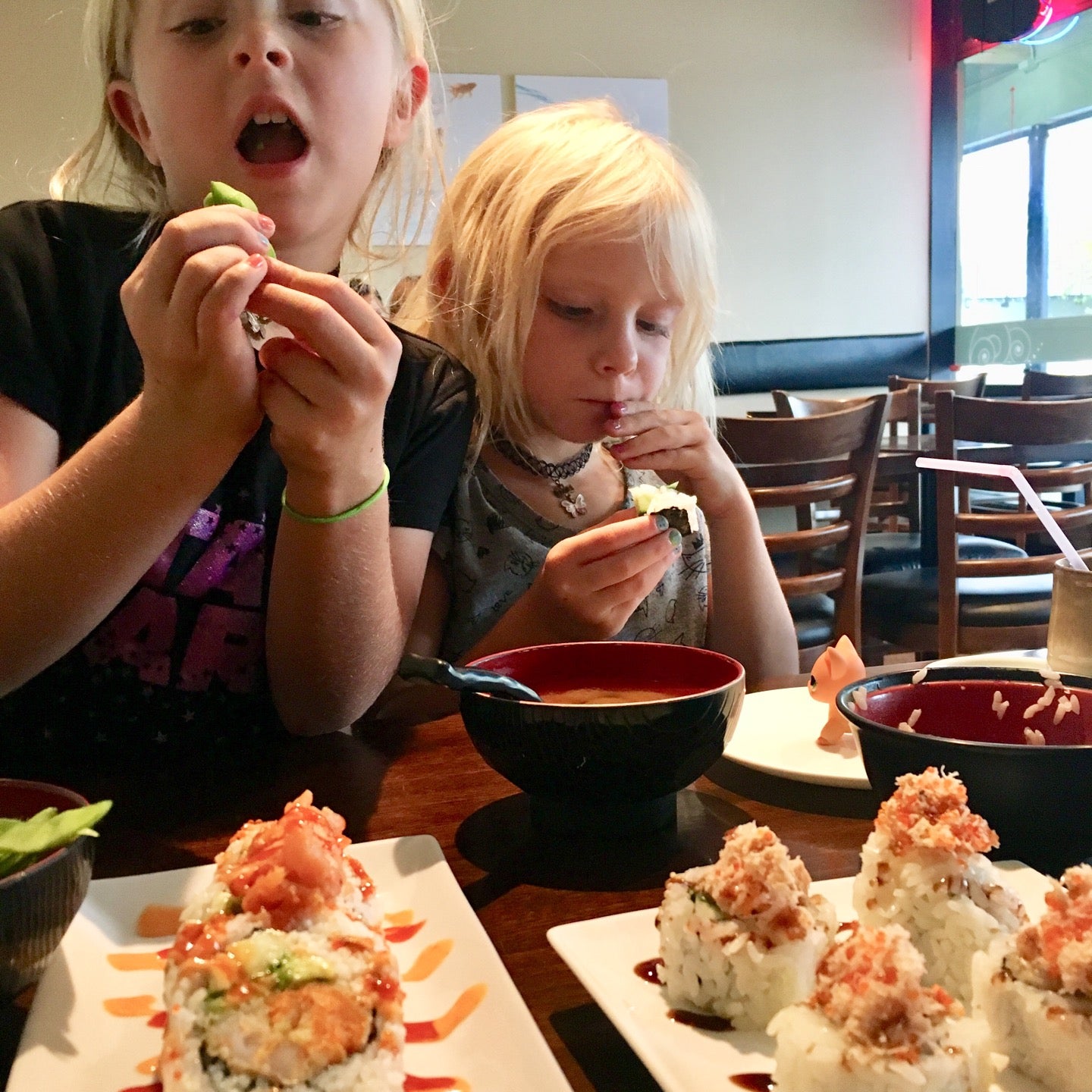 Cove Sushi, 449 Dollarton Hwy N, North Vancouver, British Columbia