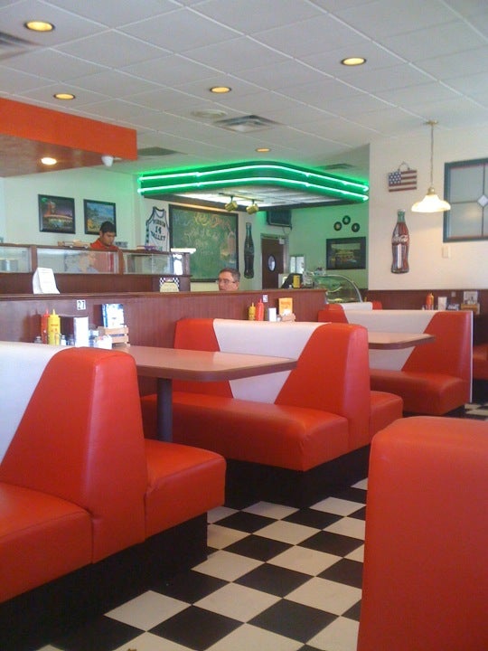 Home Plate Diner & Sports Bar, 380 N Sandhill Blvd, Mesquite, NV, Diner