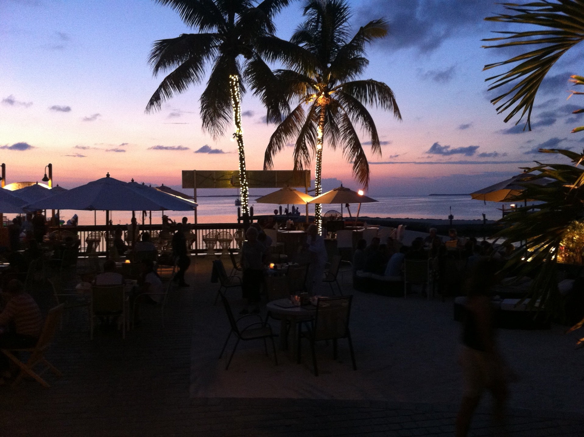 Snook's Bayside Restaurant & Grand Tiki Bar, 99470 Overseas Hwy, Key