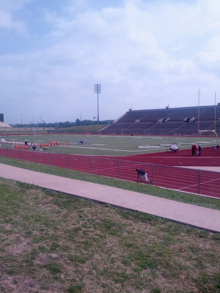 WilkersonGreines Activity Center, 5201 C.A. Robertson Blvd, Fort Worth