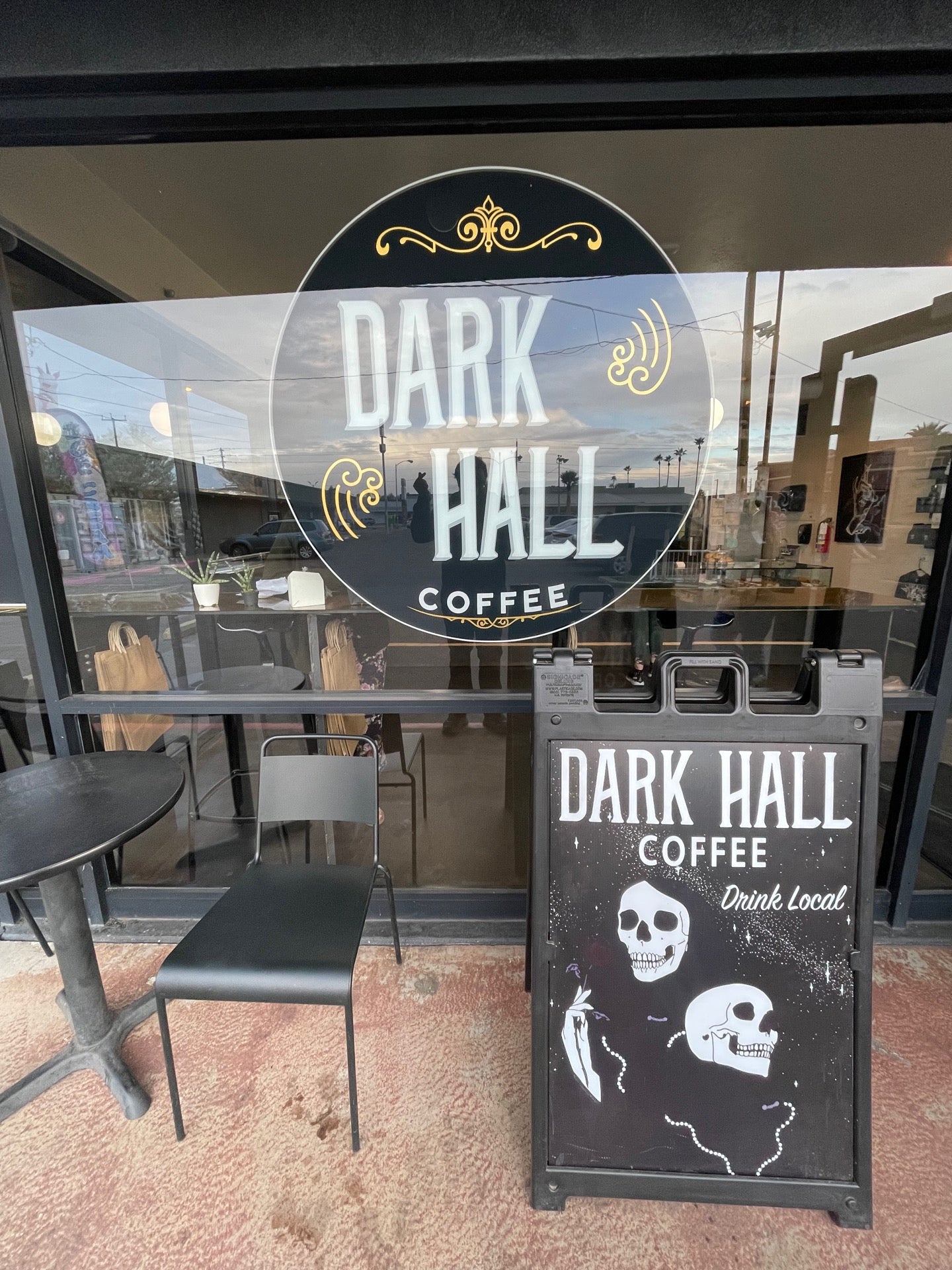 dark hall coffee