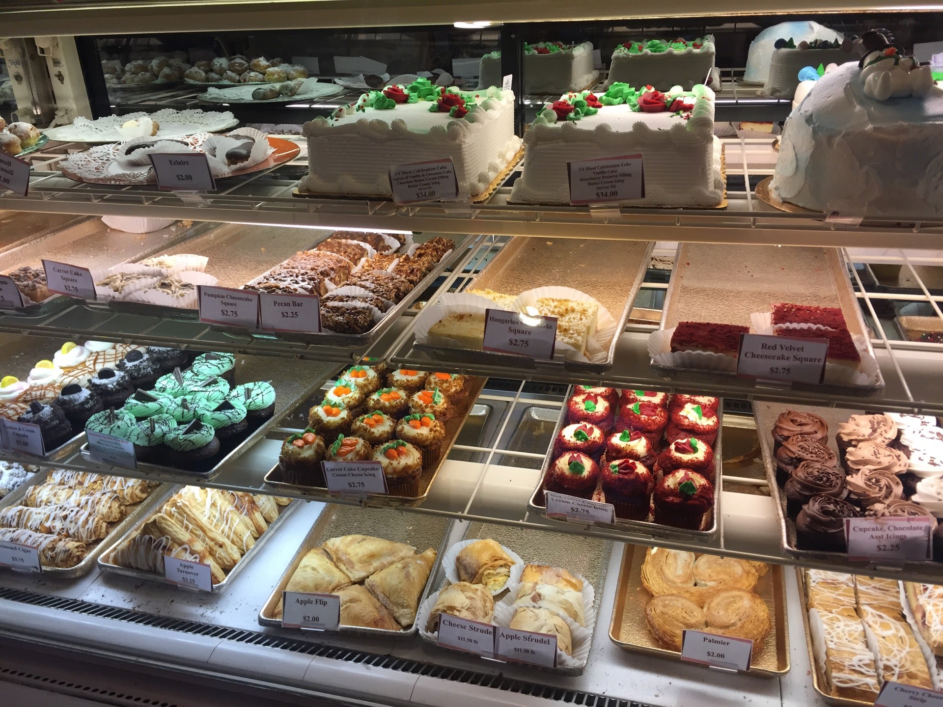 La Bonbonniere's Cookie Jar, 356 Amboy Ave, Suite 1, Woodbridge, NJ