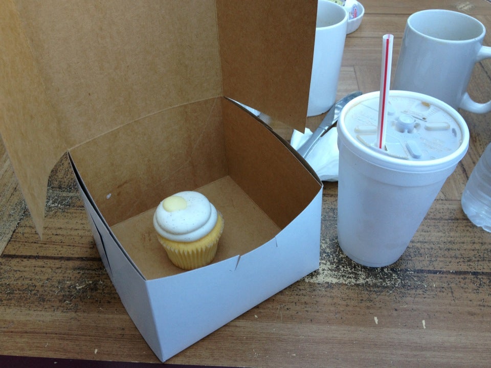 Sweet Traditions Bakery, 126 W Plant St, Winter Garden, FL, Bakeries