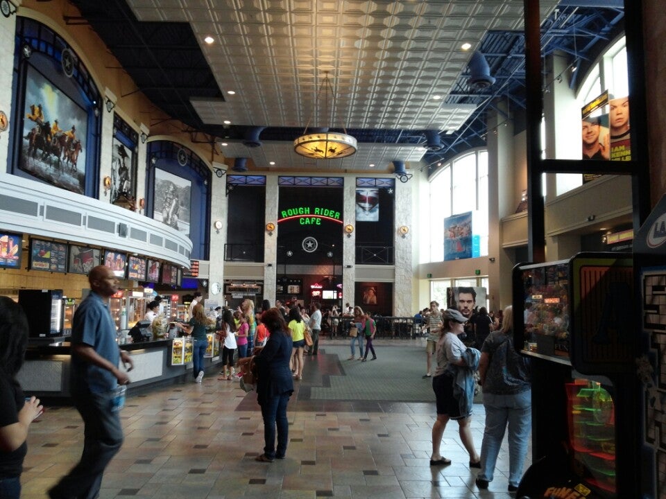 Santikos Silverado 16 Theatre, 11505 W Loop 1604 N, San Antonio, TX