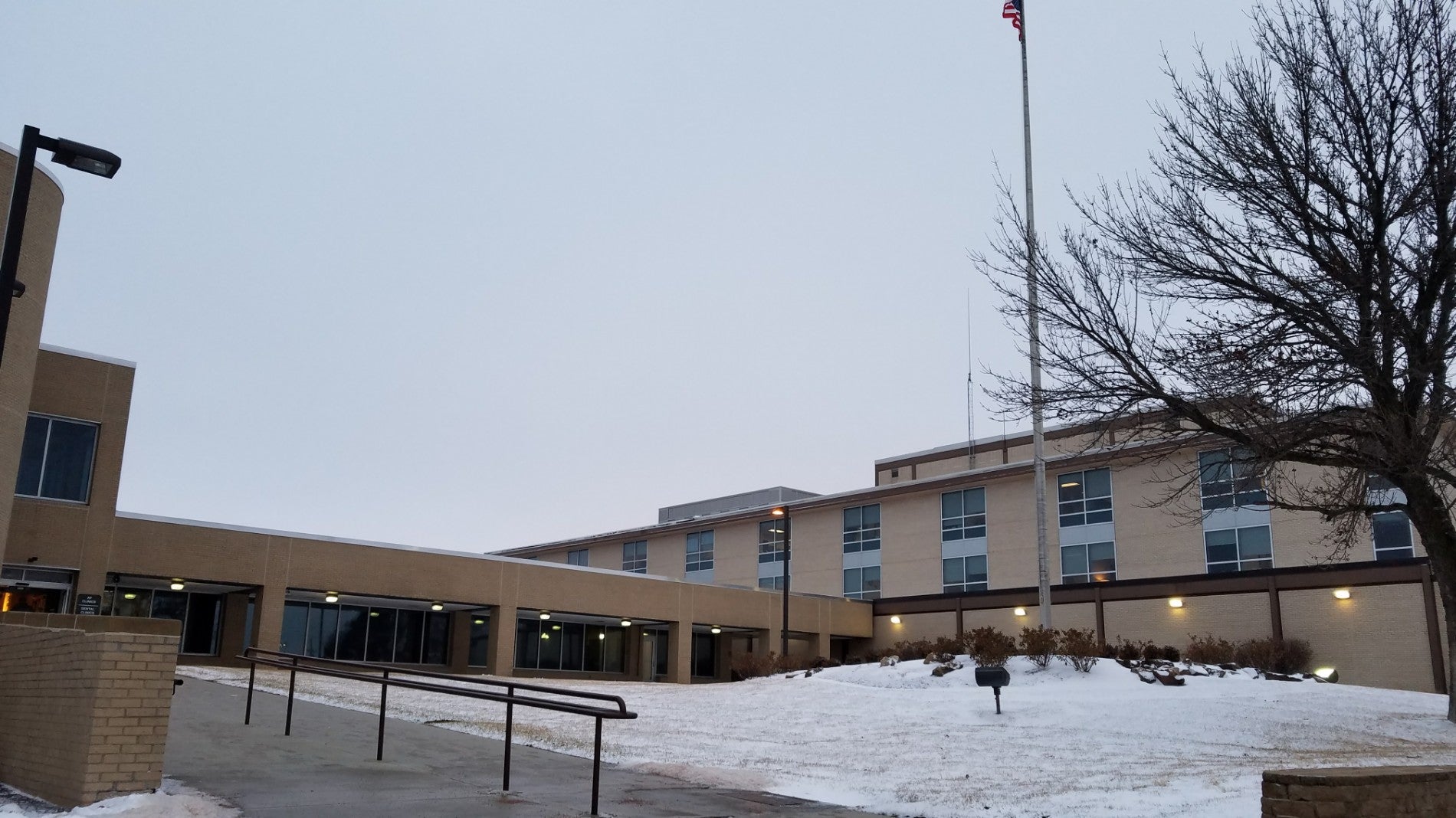 Ehrling Bergquist USAF Clinic, 2501 Capehart Rd, Offutt Afb, NE
