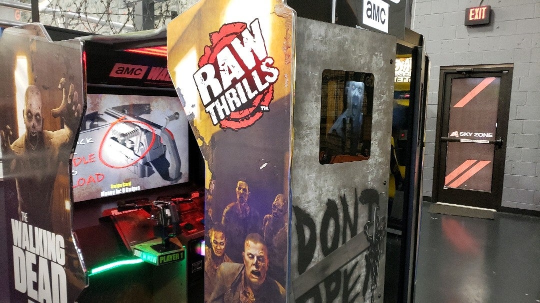 Sky Zone Trampoline Park, 10850 Lincoln Trl, Fairview Heights, IL