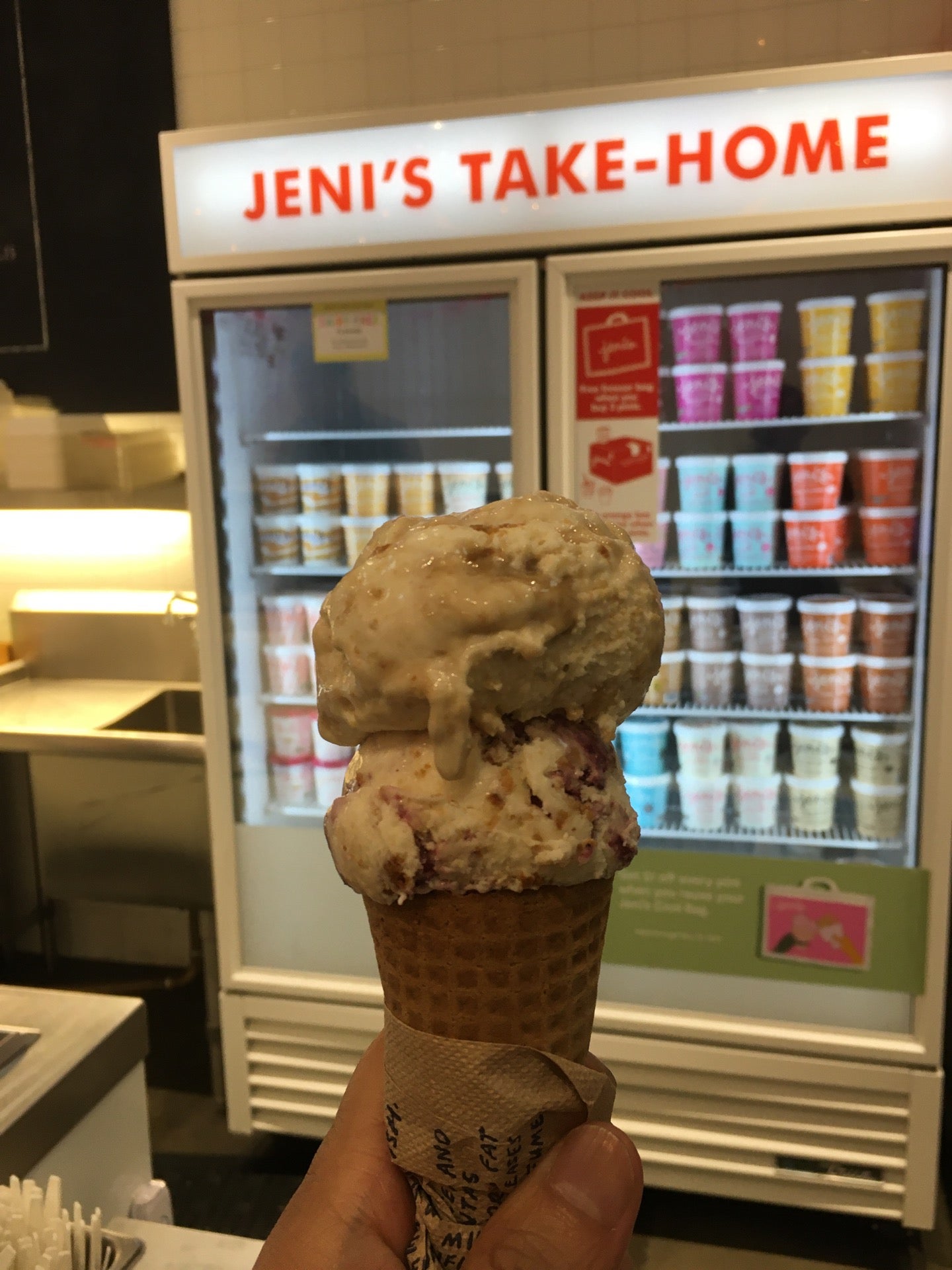 Jeni's Splendid Ice Creams, 4751 Commons Way, Calabasas, California