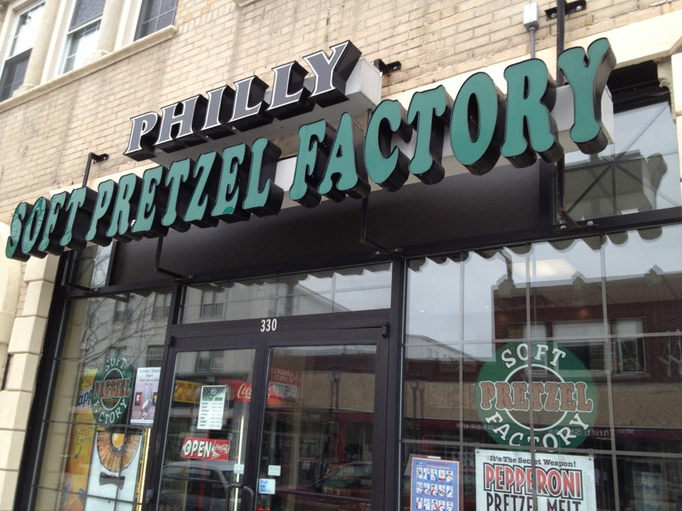 Philly Soft Pretzel Factory, 330 W Main St, Lansdale, PA, Bakers Cake