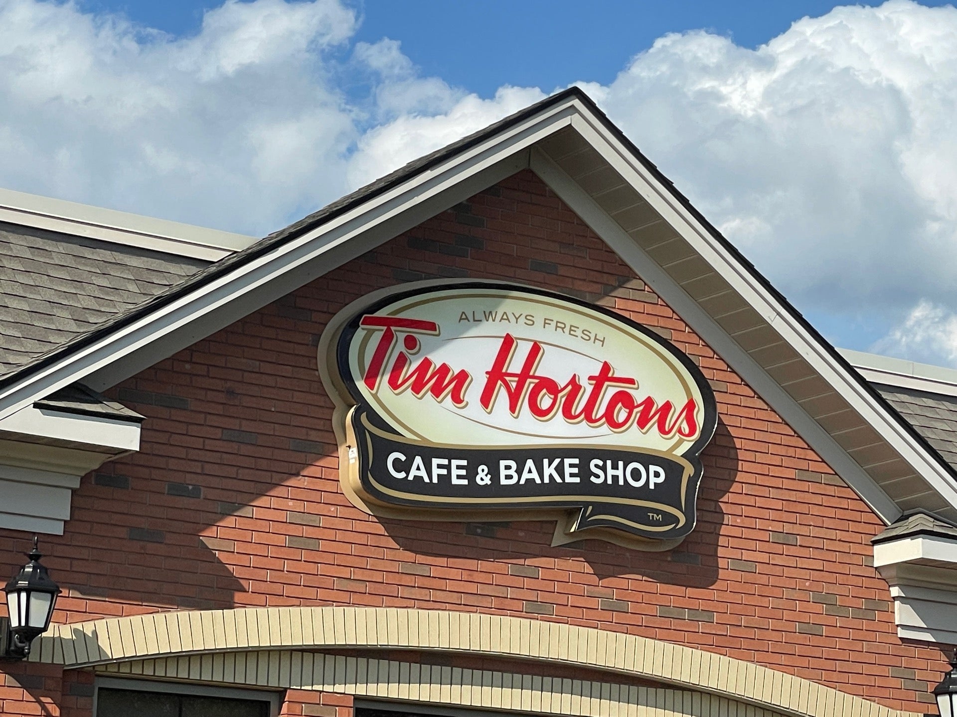 TIM HORTONS - 24 Photos - 1025 Kenmore Ave, Buffalo, New York