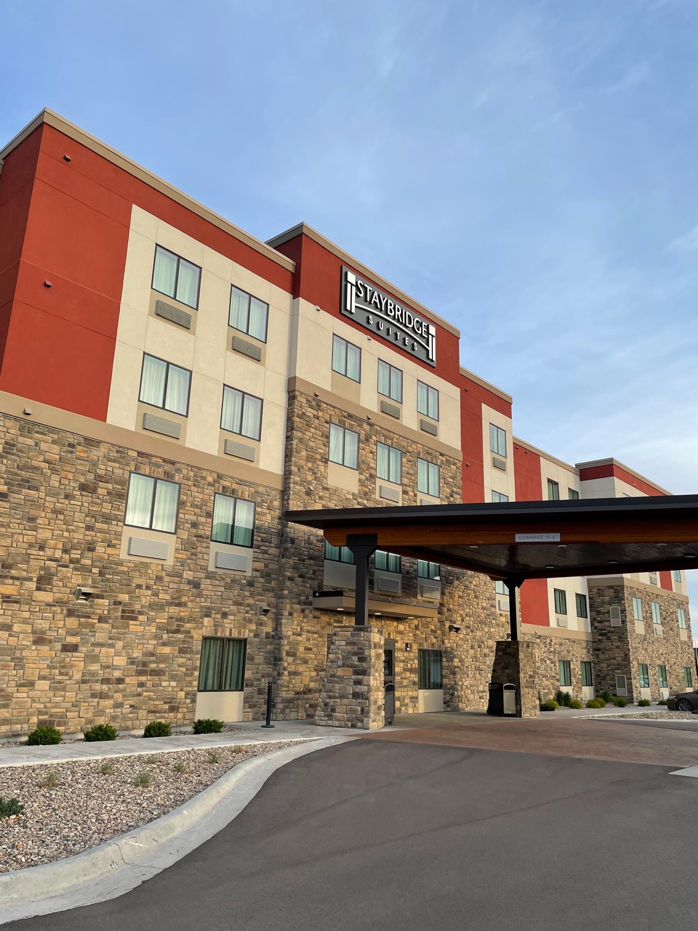 Staybridge Suites Sioux Falls Southwest, 4210 W 59th St, Sioux Falls