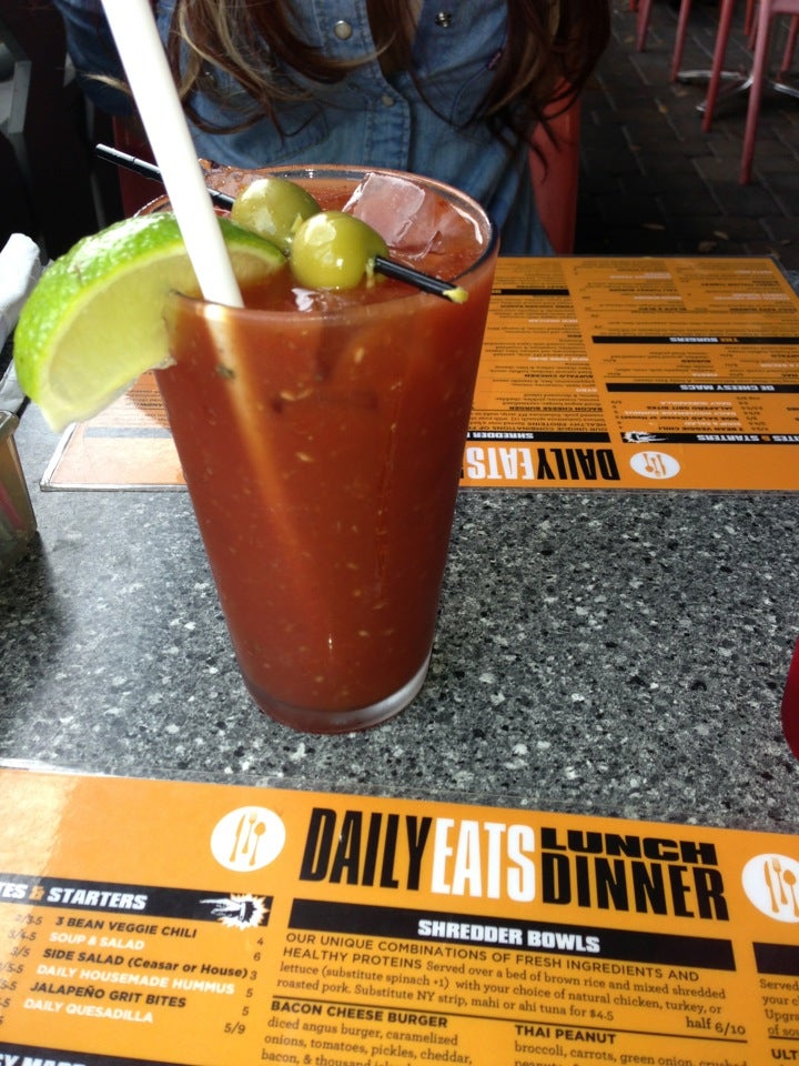 Buffalo chicken Shredder Bowl - Picture of Daily Eats, Tampa