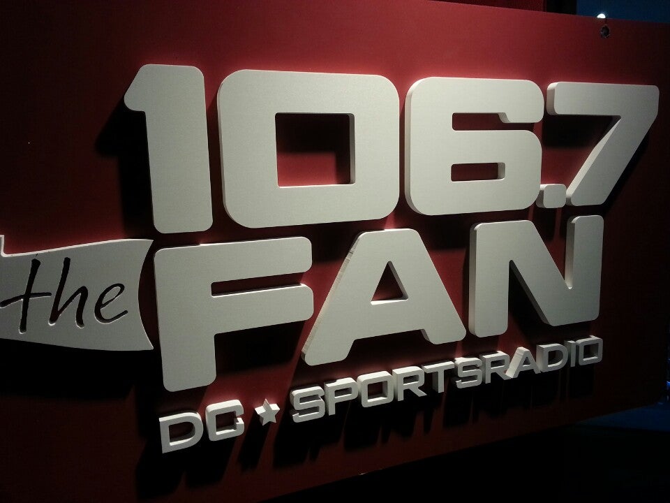 1067 the fan        
        <figure class=