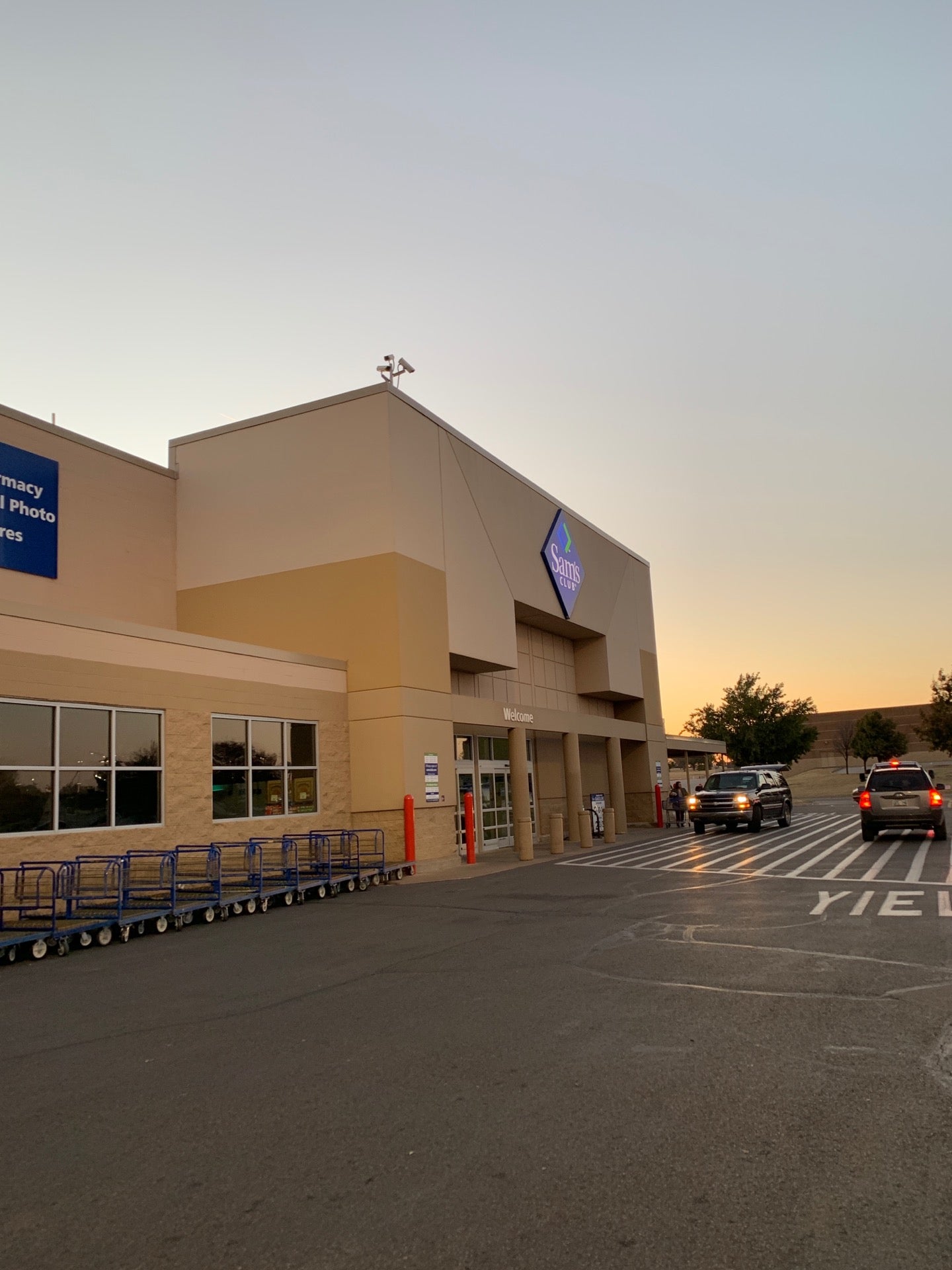 Sam's Club, 9000 Northwest Psge, Oklahoma City, OK, Tire Dealers - MapQuest