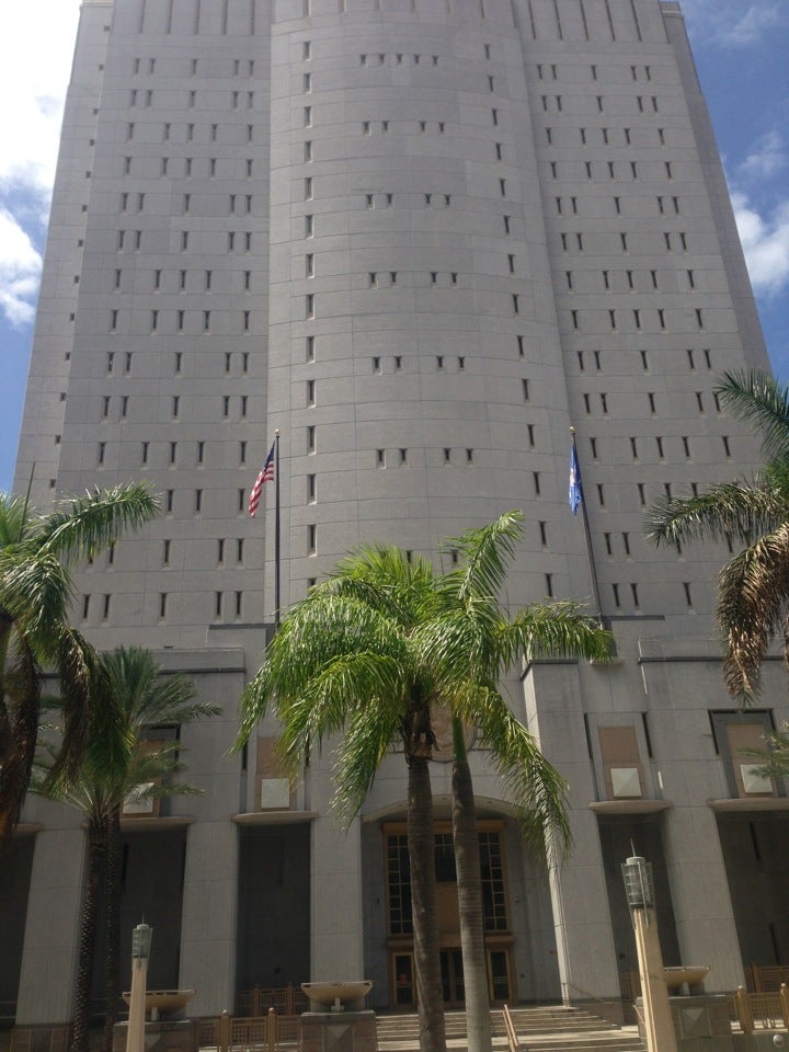 Federal detention center 33 ne 4th st miami fl mapquest