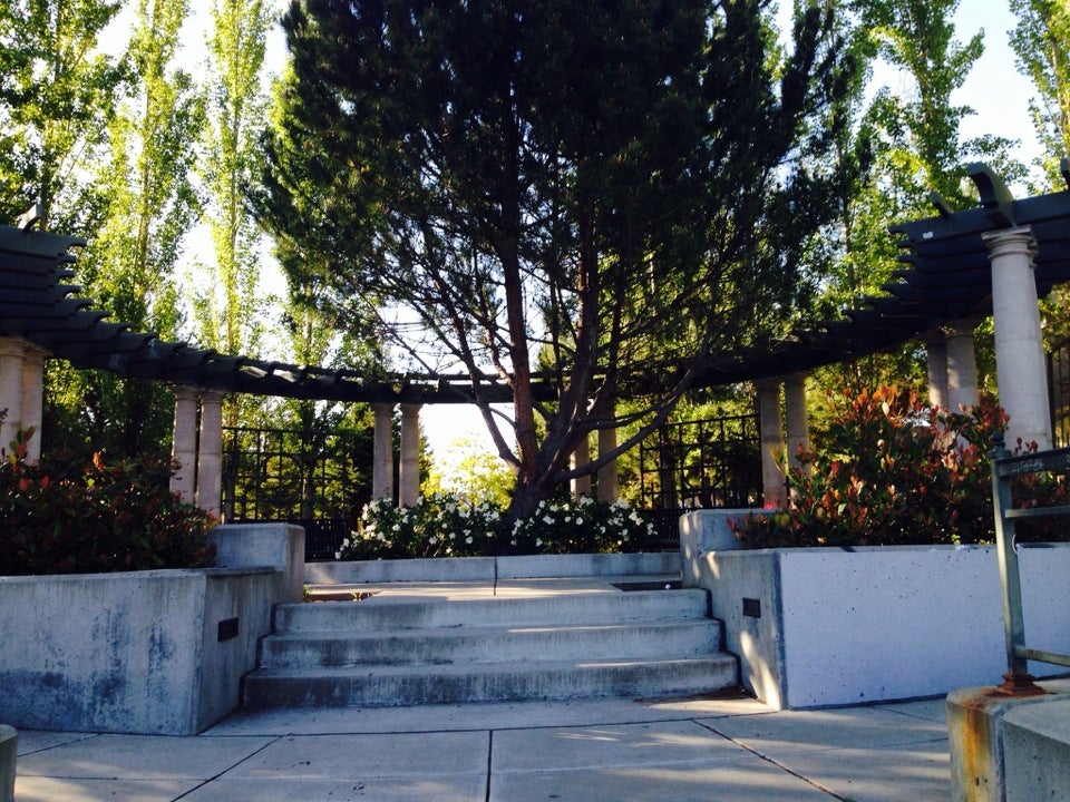 Victoria By The Bay, Hercules, CA, Housing Developers MapQuest