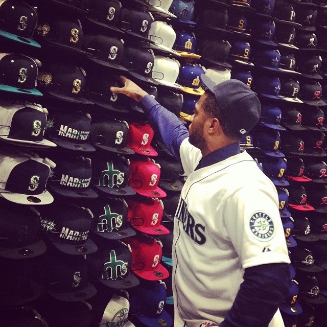 Mariners Team Store, 1800 4th Ave, Seattle, WA, Sporting Goods - MapQuest