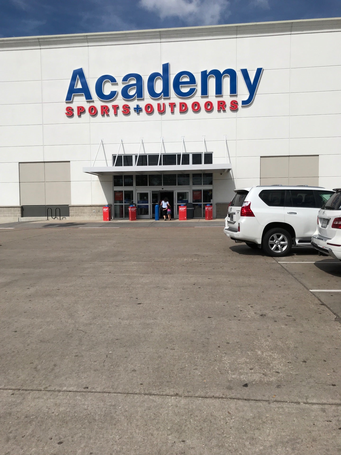 Academy Sports + Outdoors, 7650 Farm-to-Market 1960 Rd W, Houston, TX,  Factory Outlets - MapQuest