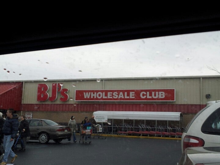 BJ's Wholesale Club, 1785 Airport Rd, Hanover Twp, PA, Gas Stations -  MapQuest