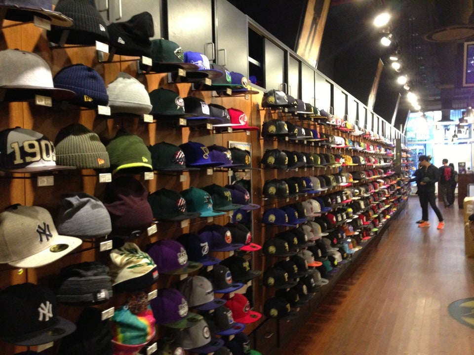 New era cheap flagship store