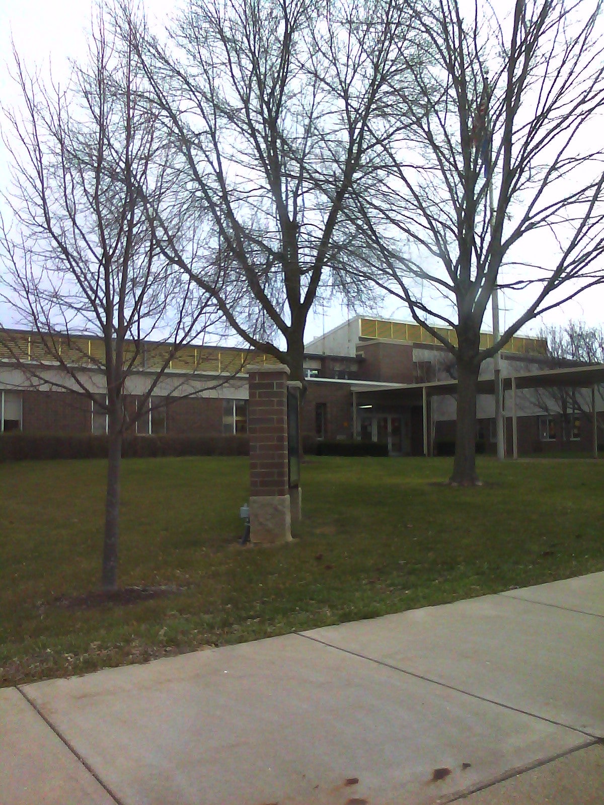 Hartford Union High School, 805 Cedar St, Hartford, WI - MapQuest