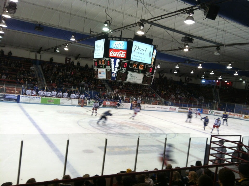 Buccaneer Arena, 7201 Hickman Rd, Urbandale, Iowa, Skating Rinks