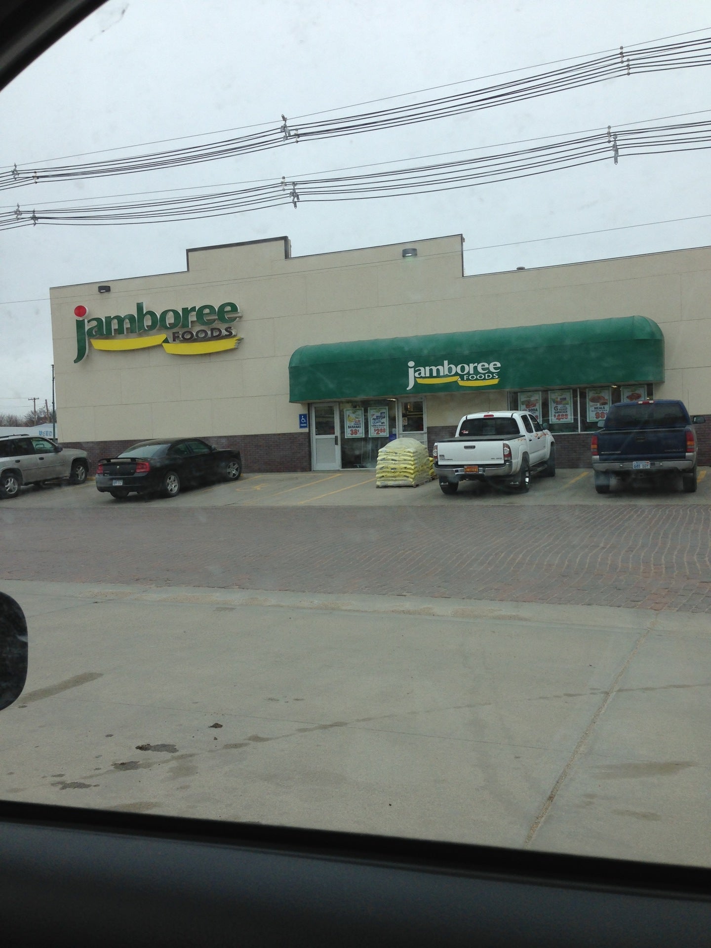Jamboree Foods Norton, 117 N 2nd Ave, Norton, KS, Grocery Stores