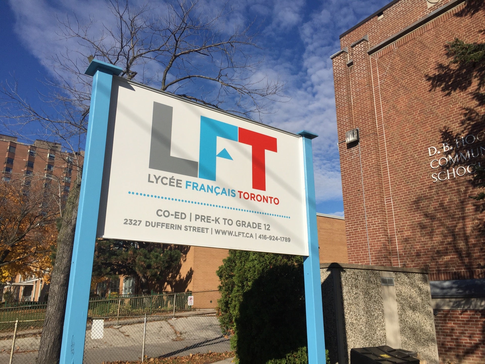 Lycée Français de Toronto, 2327 Dufferin St, Toronto, ON, Schools