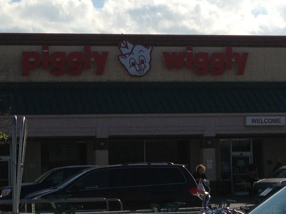 Piggly Wiggly, W189S7847 Racine Ave, Muskego, WI MapQuest