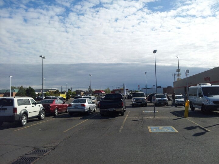 Canadian Tire, 459 Welland Avenue, St. Catharines, ON - MapQuest