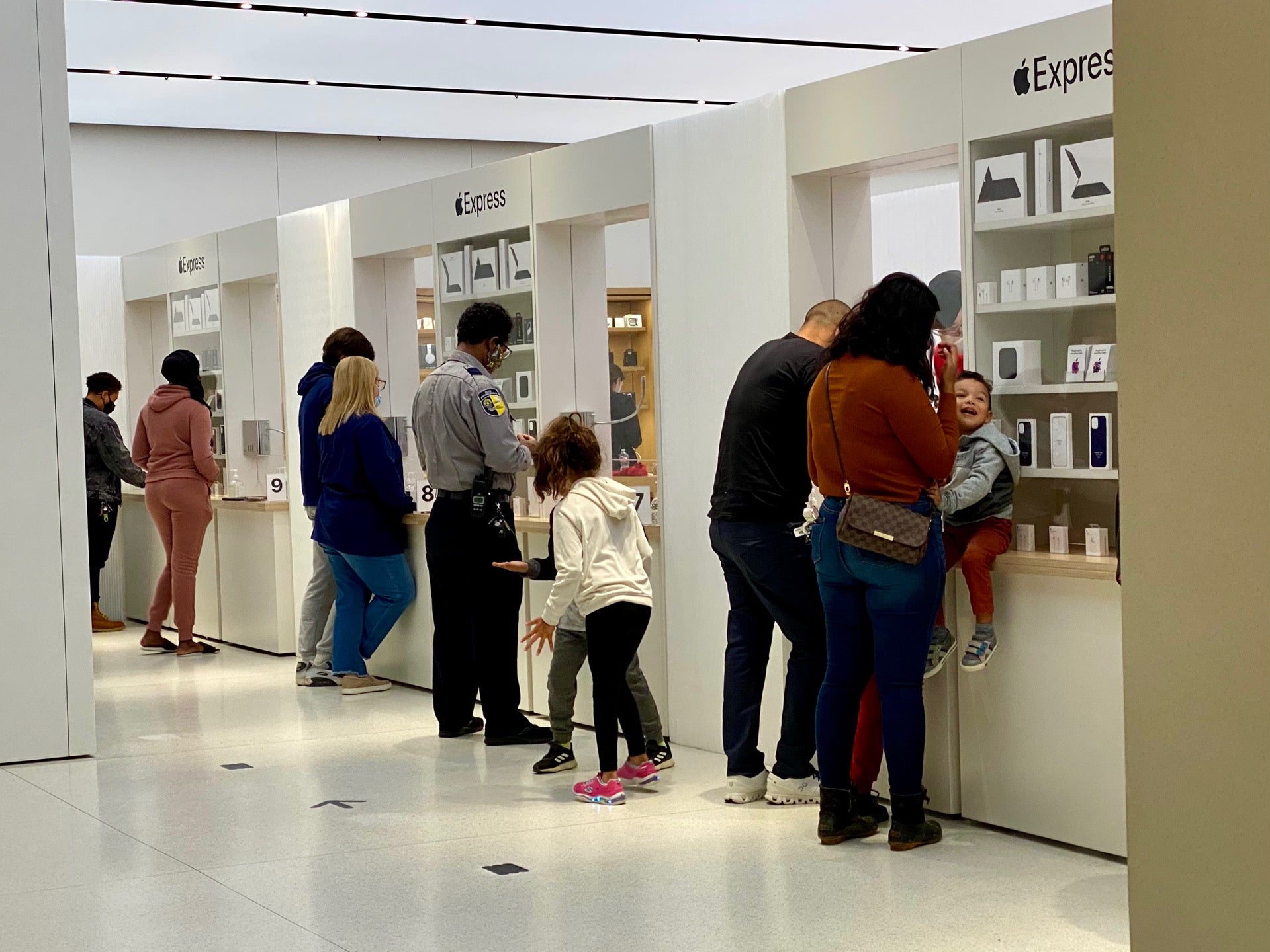 Galleria Dallas - Apple Store - Apple