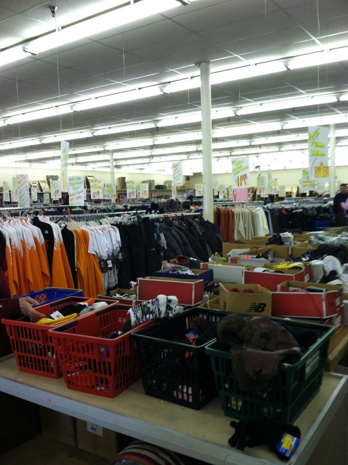 Hammers, 2090 N Charles G Seivers Blvd, Clinton, TN, Department Stores