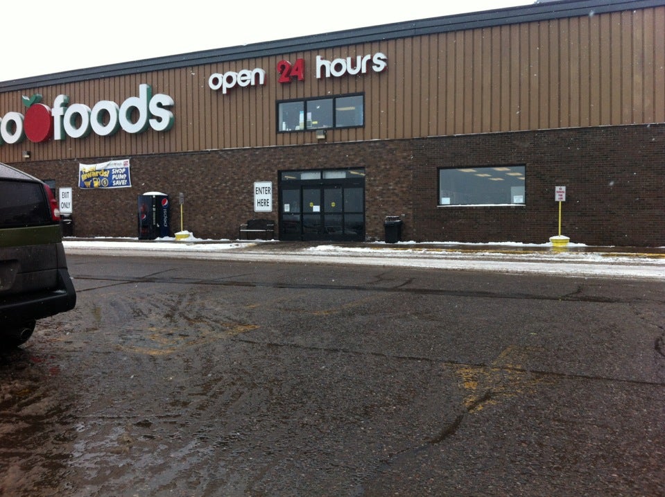 Tadych's Marketplace Foods, 1401 Odovero DR, Marquette, MI, Grocery