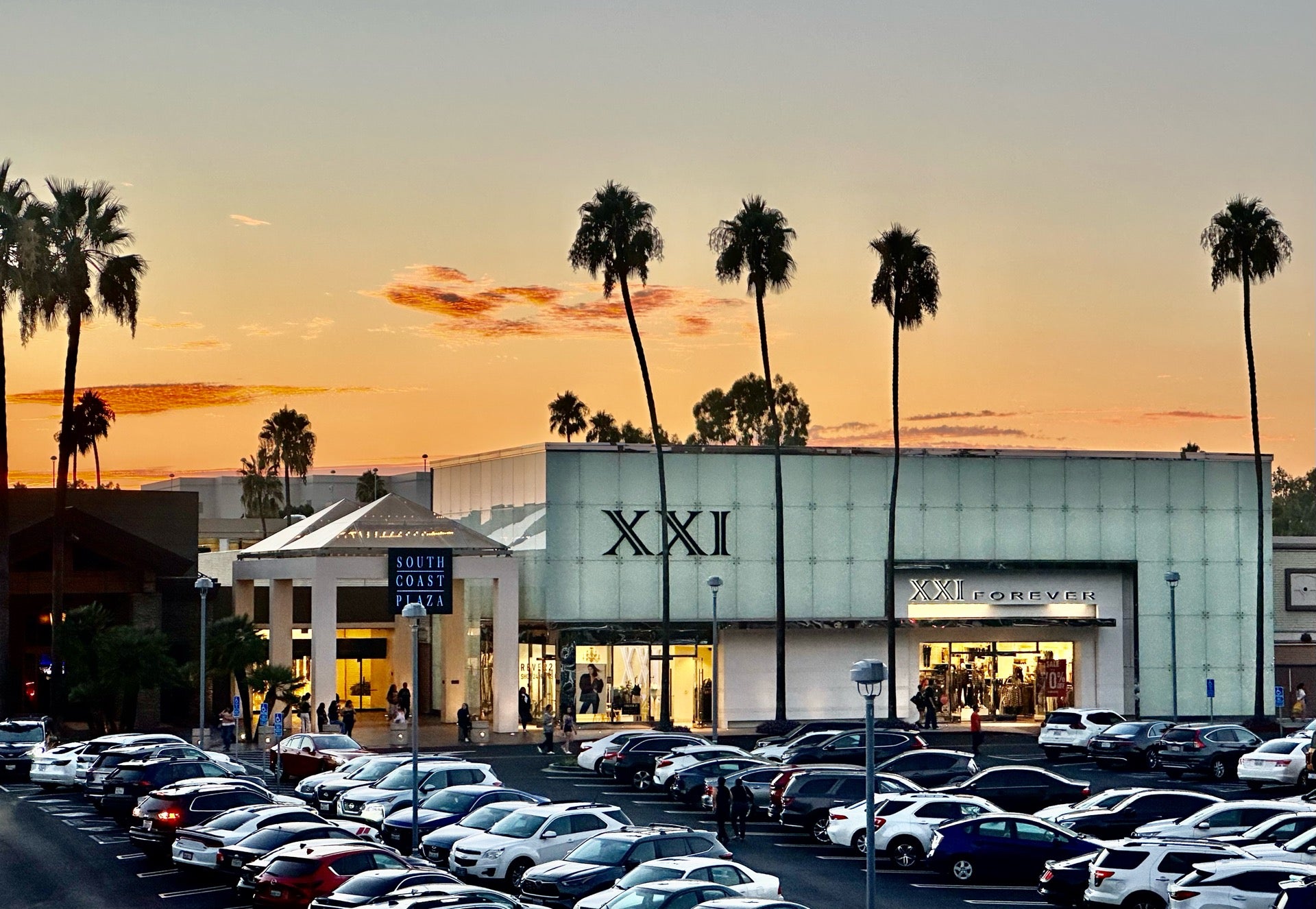 South Coast Plaza Apple Maps