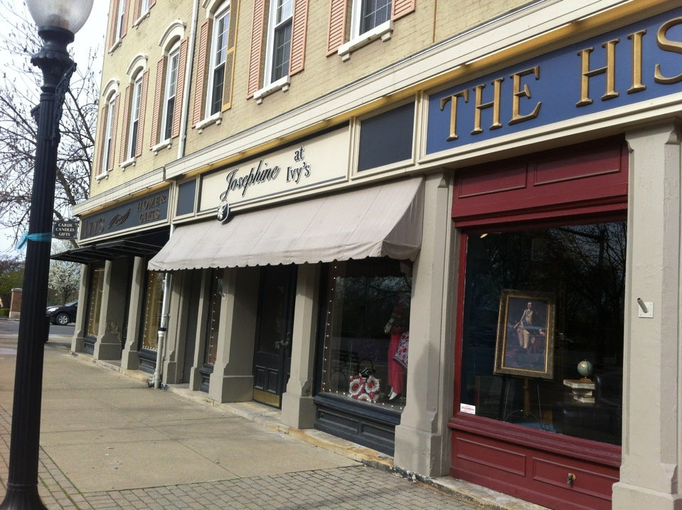 Ivy's Home & Garden, 105 N Paint St, Chillicothe, OH, Hardware Stores