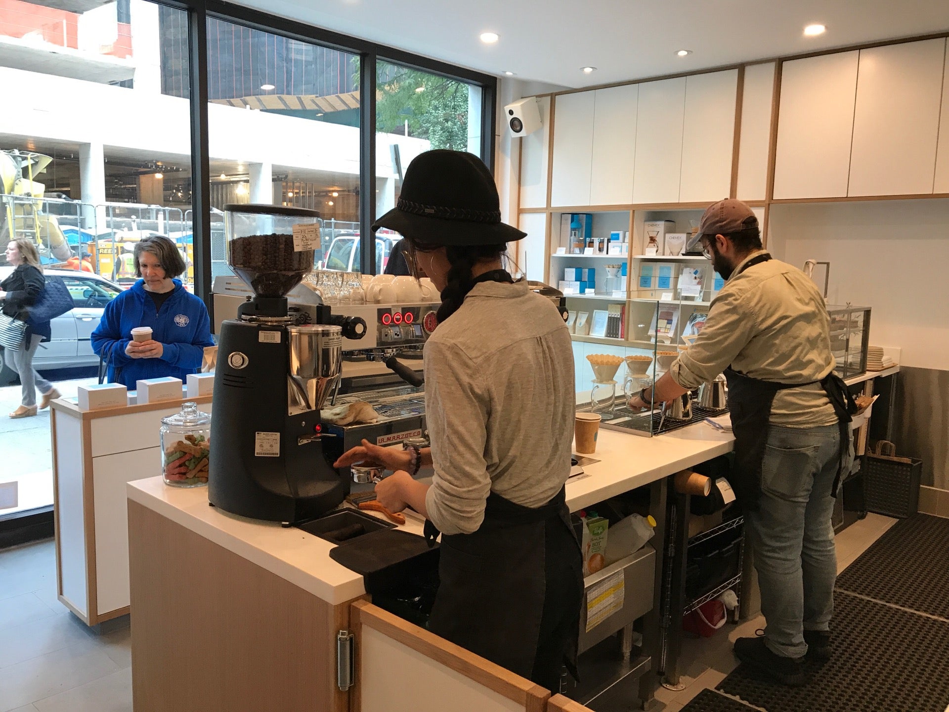 Review - Blue Bottle Coffee, Chelsea, New York