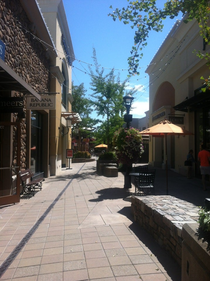 Shake Shack's latest Oregon location opens this month at this Bridgeport  Village mall 