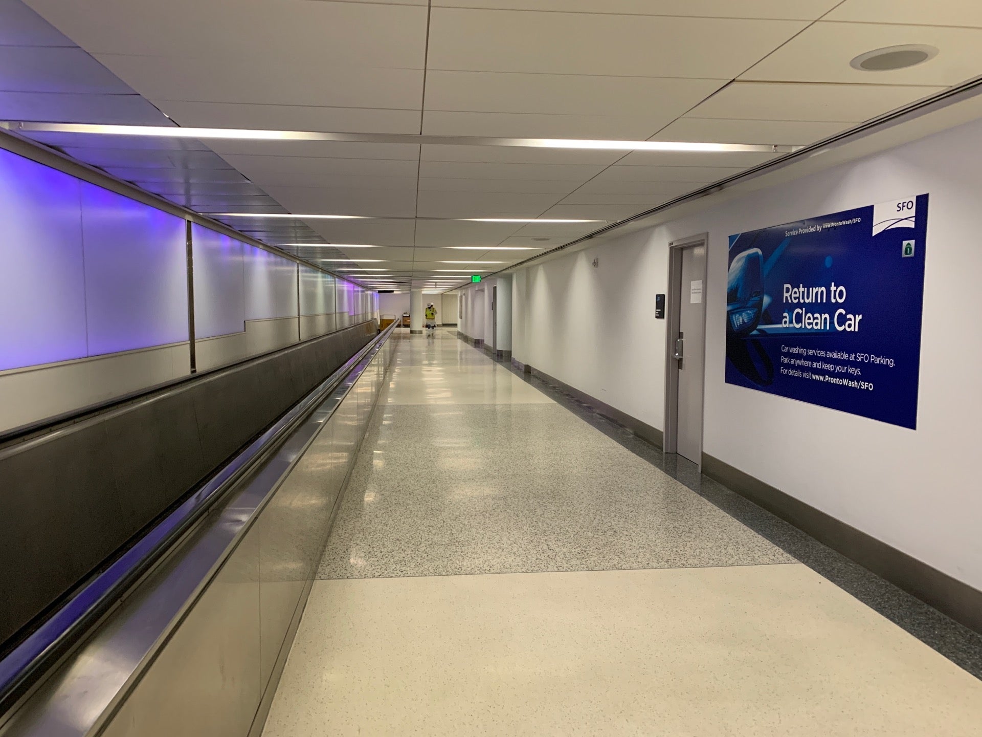 Domestic Parking Garage D Short Term/Hourly Parking, Terminal 2, San Francisco, CA, Parking