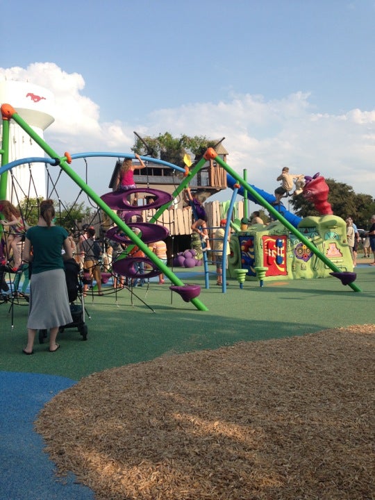 Dove Waterpark, 1509 Hood Ln, Grapevine, TX, Swimming Pools Public