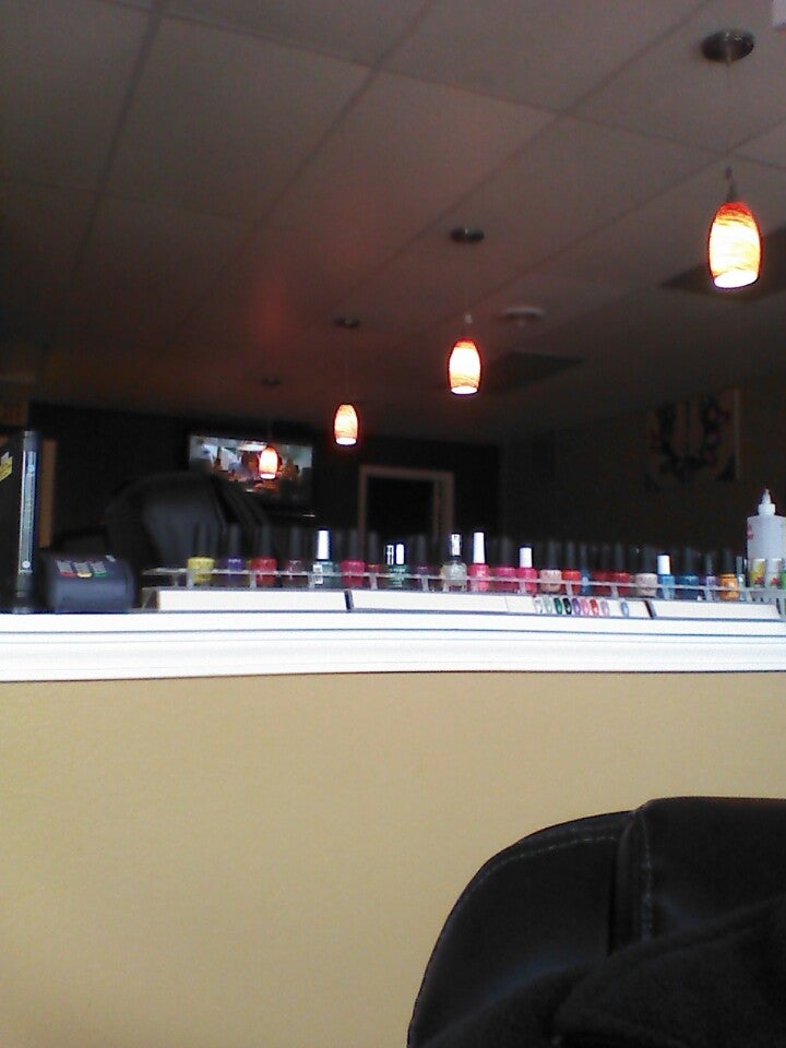 Le Nails & Spa, 915 E Main St, Omro, WI, Manicurist, pedicurist MapQuest