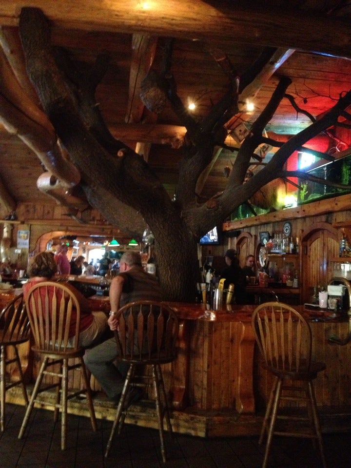 River's Edge Pub & Grub, 30 County Road A, Wisconsin Dells, WI, Eating