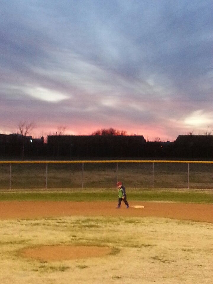 Grimes Park, 501 E Wintergreen Rd, Desoto, TX MapQuest