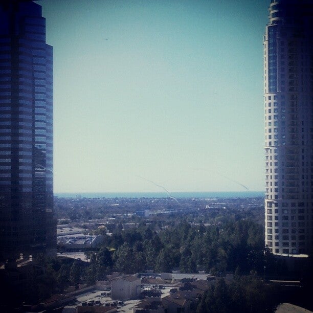 2080 Century Park East Medical Building, 2080 Century Park E, Los