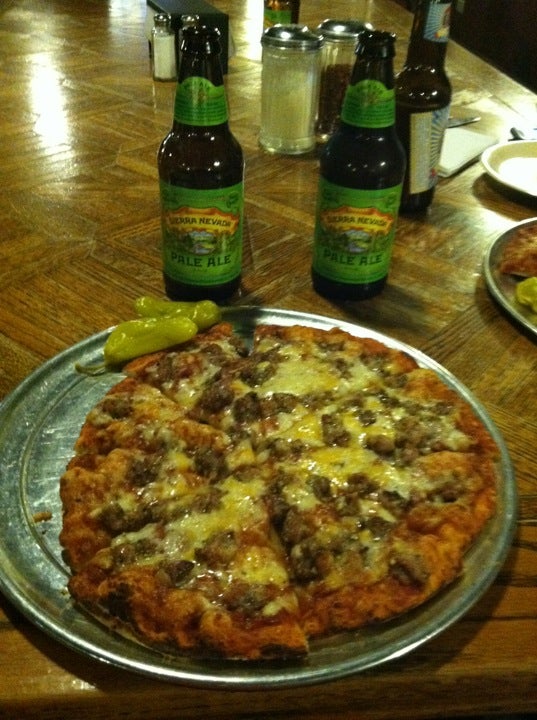 Bonnie & Clyde's Pizza Parlor, 7611 Dixie Hwy, Louisville, KY, Pizza